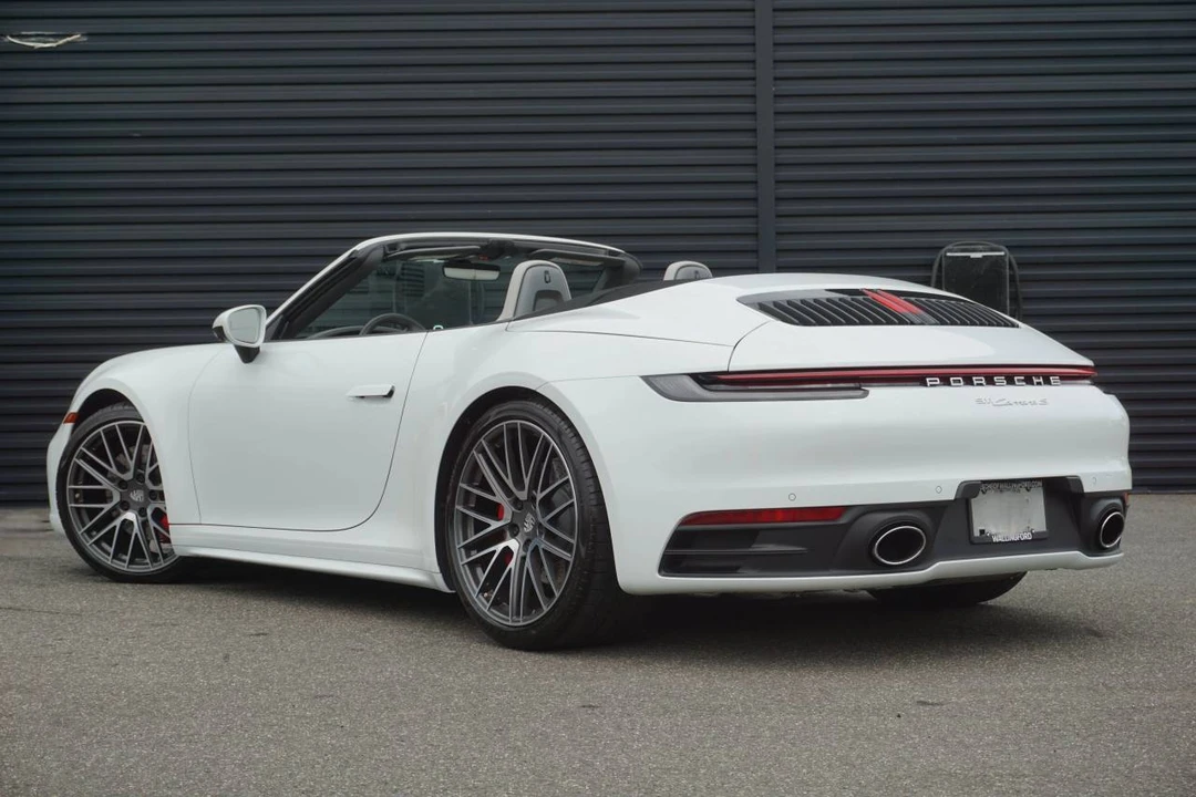 2022 Porsche 992 Carrera S - Image 3 of 5