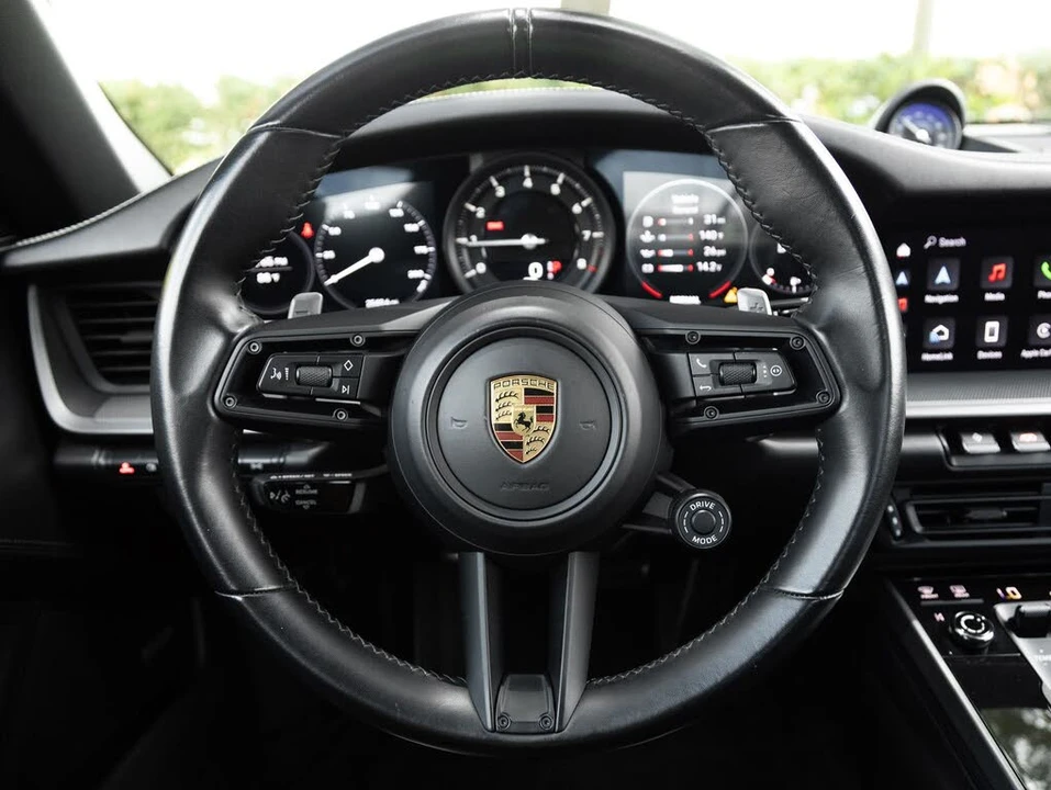 2022 Porsche 992 Carrera S - Image 15 of 31