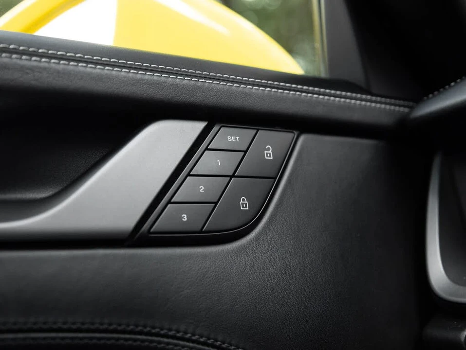 2022 Porsche 992 Carrera S - Image 20 of 31
