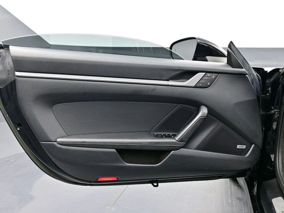 2022 Porsche 992 Carrera S - Image 7 of 30