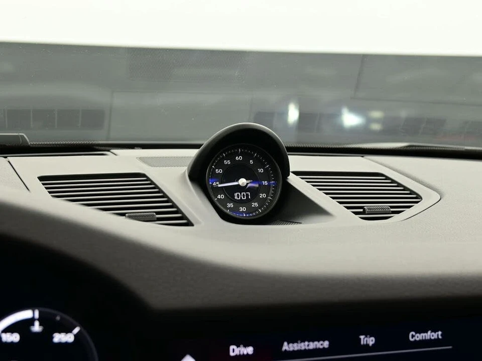 2022 Porsche 992 Carrera S - Image 11 of 30