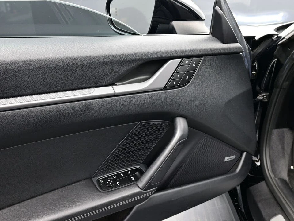 2022 Porsche 992 Carrera S - Image 13 of 30