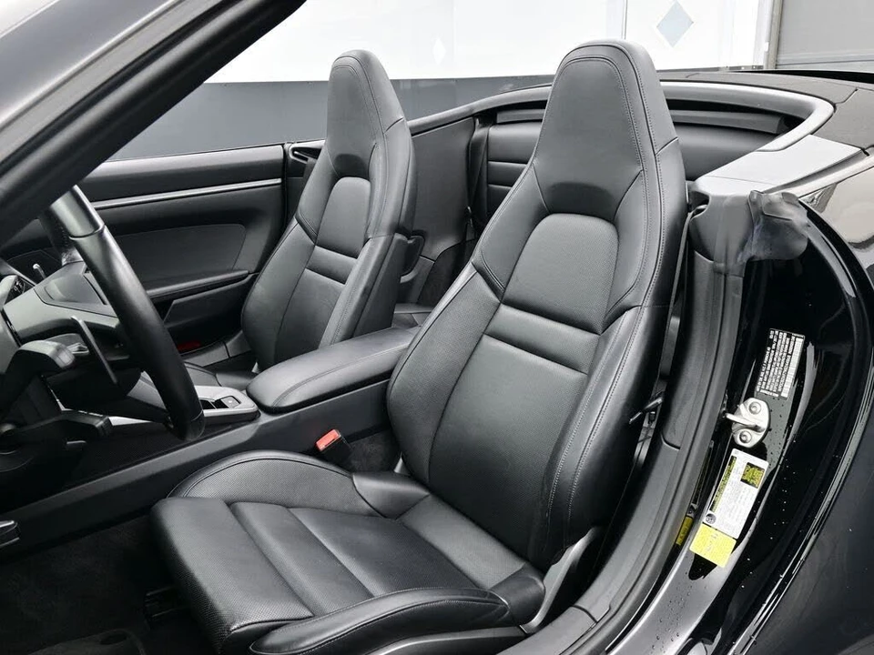 2022 Porsche 992 Carrera S - Image 5 of 30
