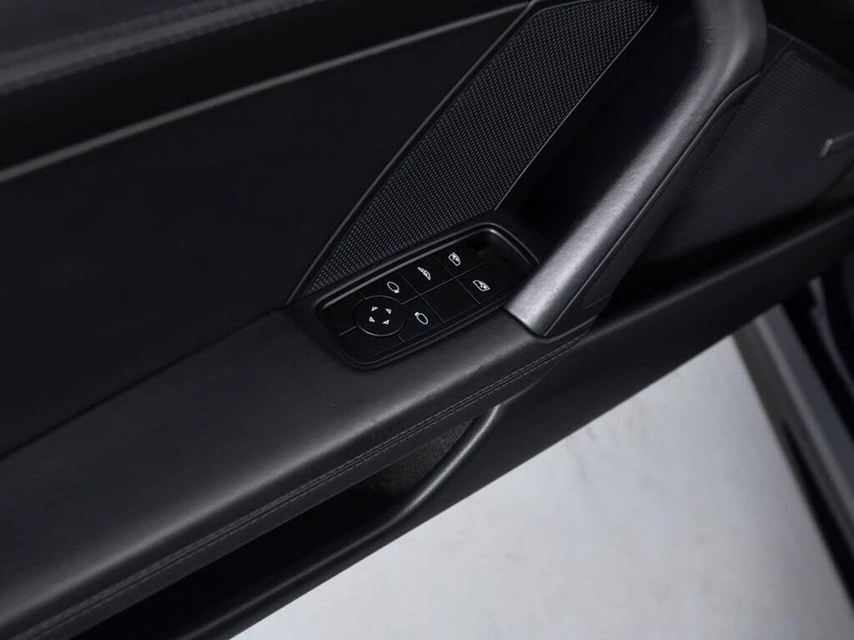2022 Porsche 992 Carrera S - Image 17 of 27