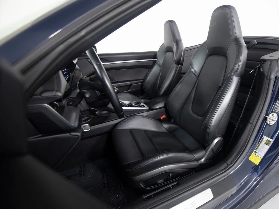 2022 Porsche 992 Carrera S - Image 5 of 27