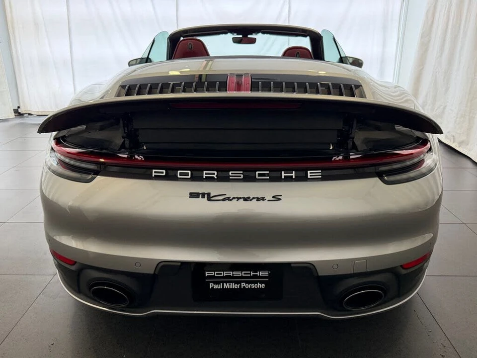 2022 Porsche 992 Carrera S - Image 8 of 28