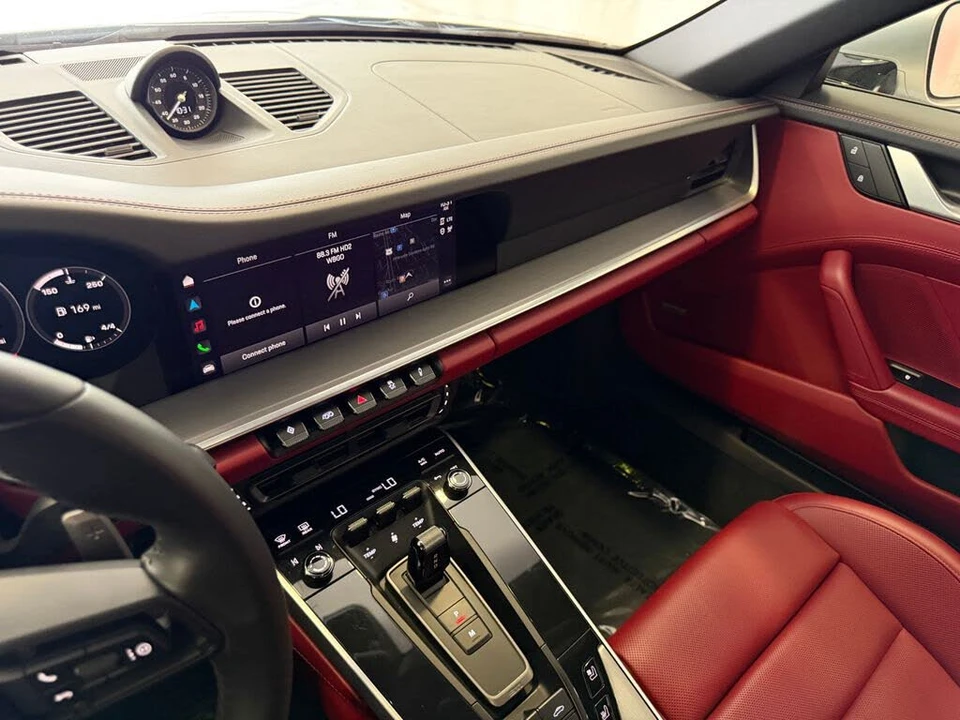 2022 Porsche 992 Carrera S - Image 18 of 28