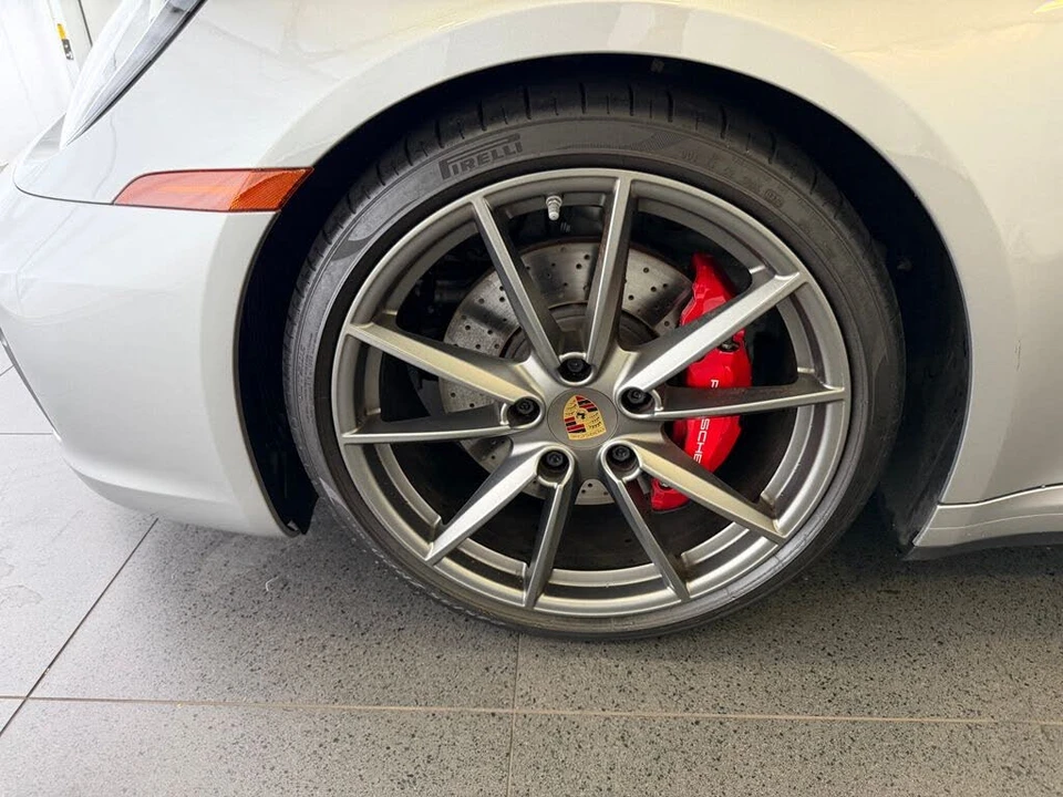 2022 Porsche 992 Carrera S - Image 11 of 28