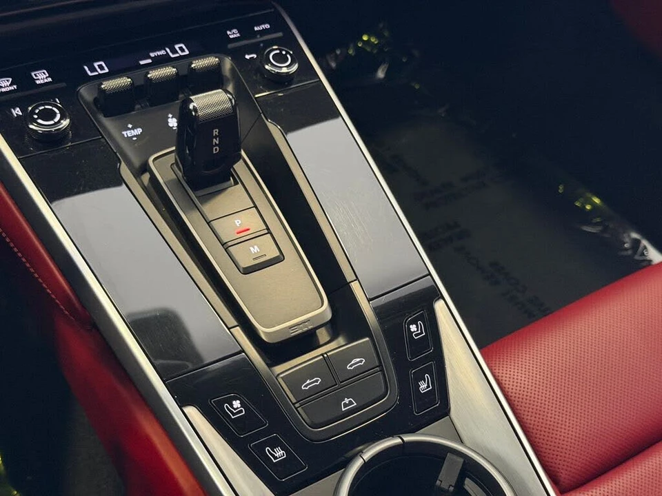 2022 Porsche 992 Carrera S - Image 19 of 28