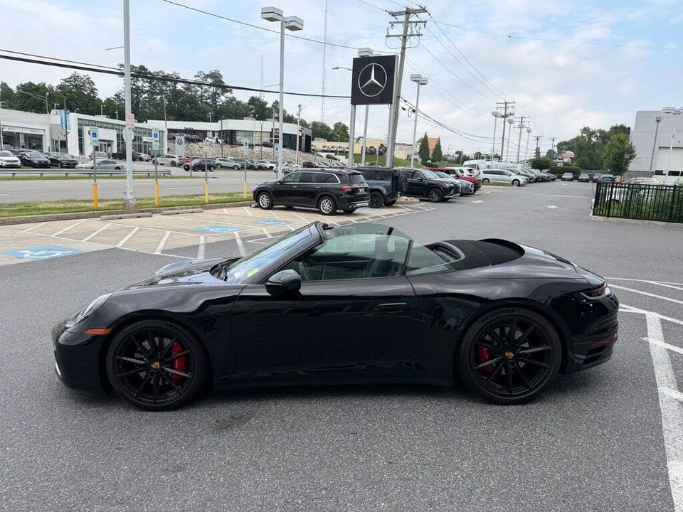 2022 Porsche 992 Carrera S - Image 2 of 31