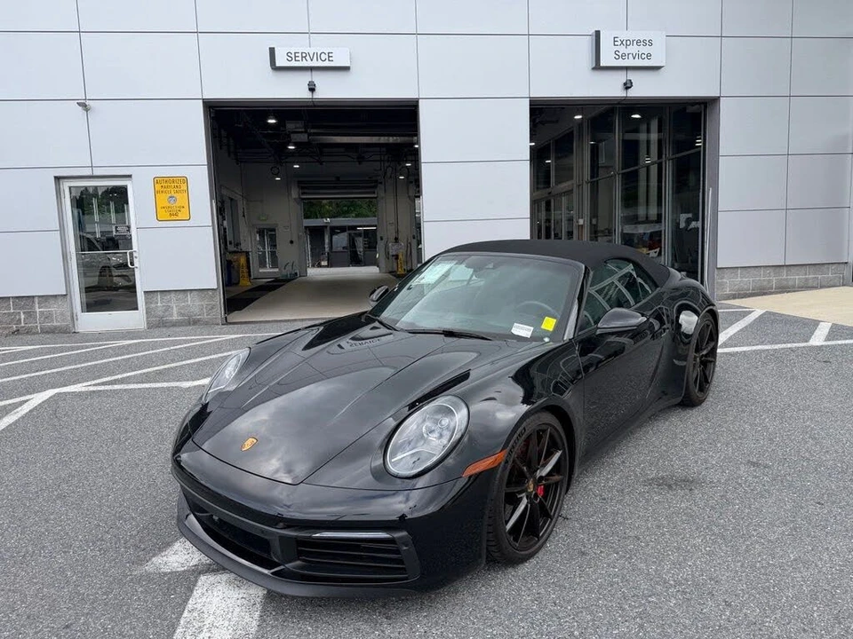 2022 Porsche 992 Carrera S - Image 14 of 31