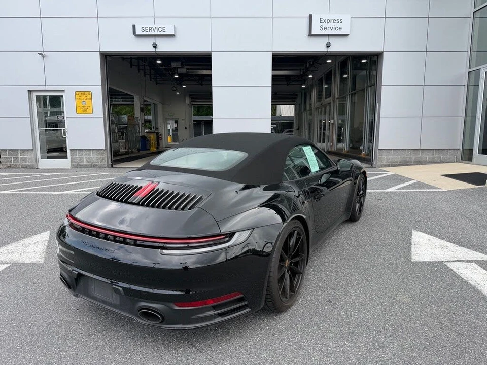 2022 Porsche 992 Carrera S - Image 20 of 31