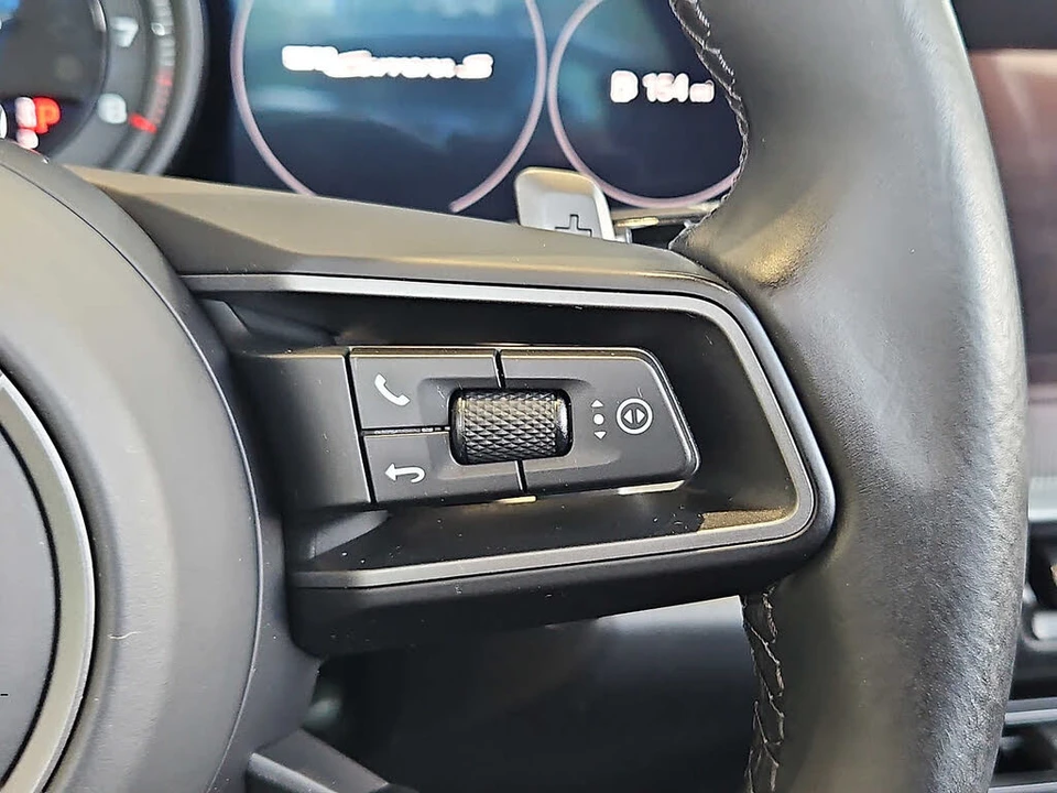 2022 Porsche 992 Carrera S - Image 23 of 30