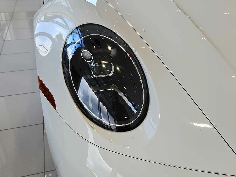 2022 Porsche 992 Carrera S - Image 8 of 30