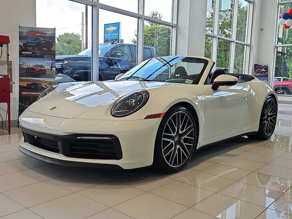 2022 Porsche 992 Carrera S - Image 3 of 30
