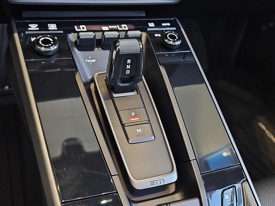 2022 Porsche 992 Carrera S - Image 13 of 30