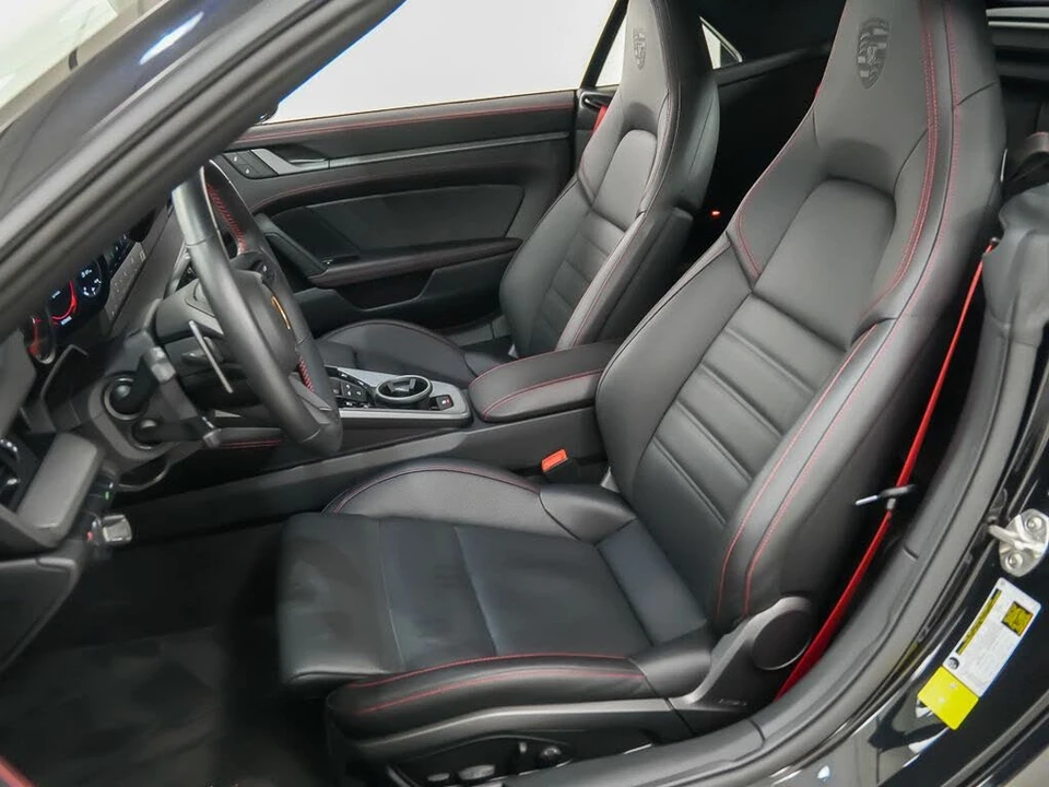 2022 Porsche 992 Carrera S - Image 5 of 31