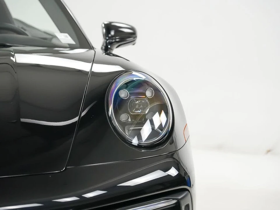 2022 Porsche 992 Carrera S - Image 7 of 31