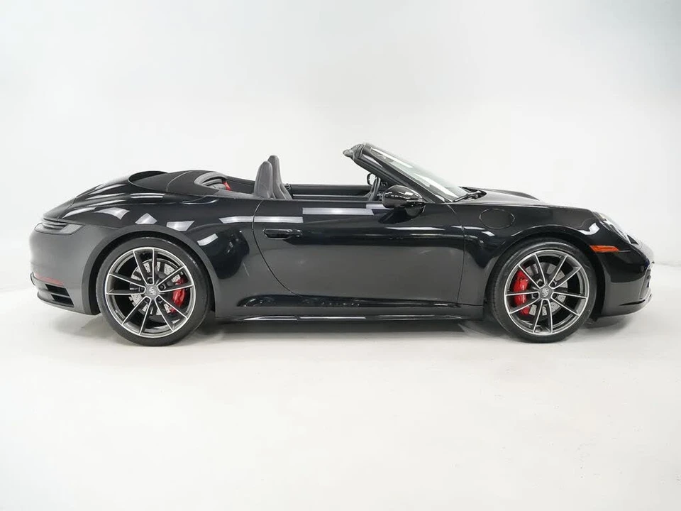 2022 Porsche 992 Carrera S - Image 9 of 31