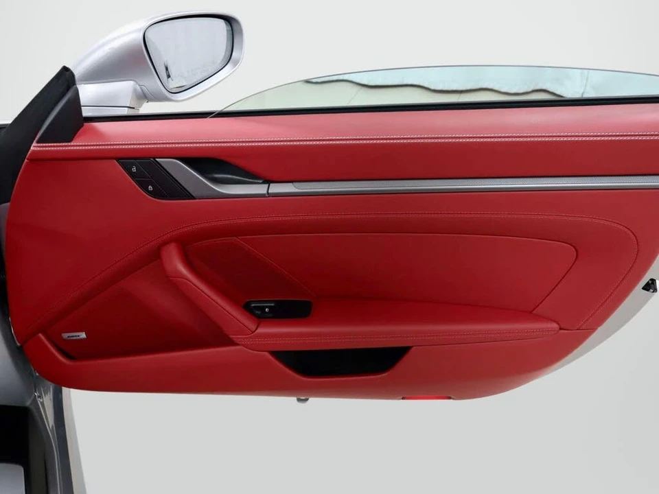 2022 Porsche 992 Carrera S - Image 11 of 31