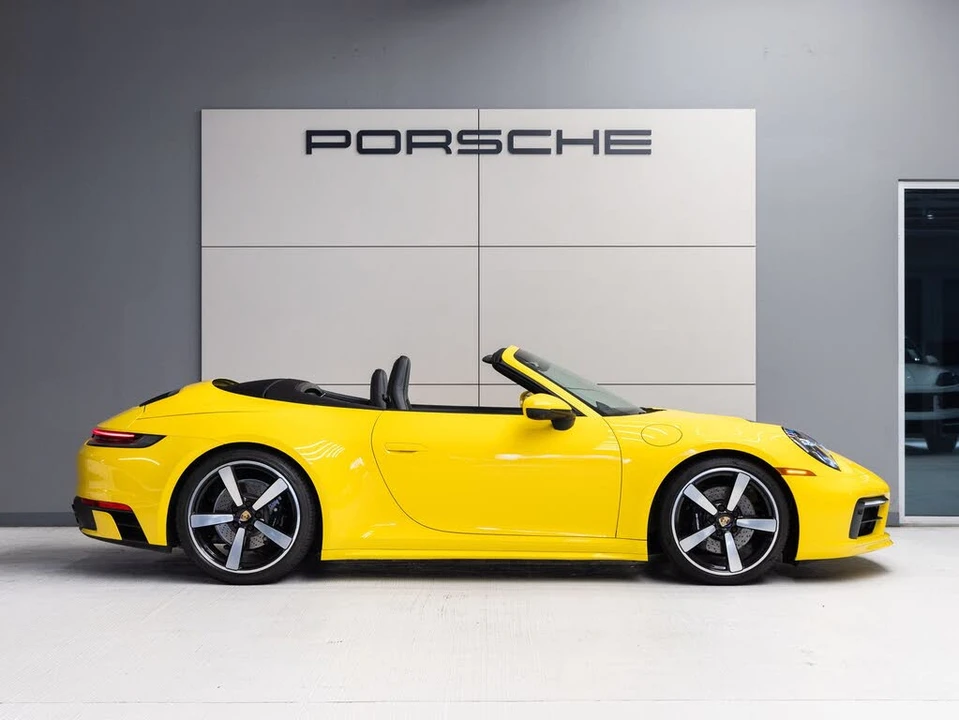 2022 Porsche 992 Carrera S - Image 10 of 31