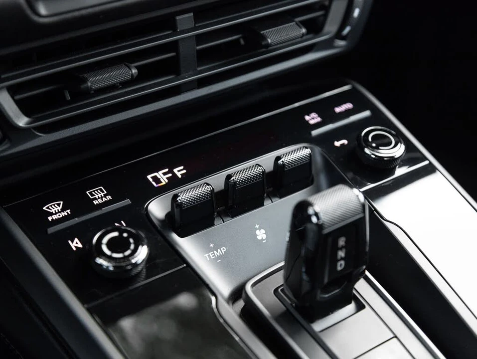 2022 Porsche 992 Carrera S - Image 29 of 31