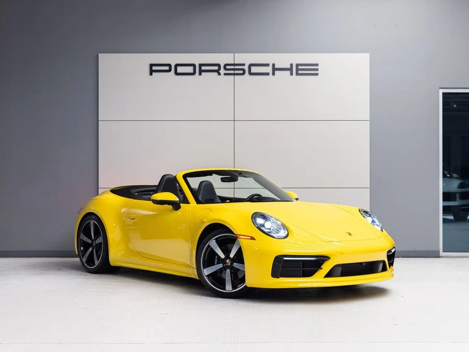 2022 Porsche 992 Carrera S - Image 11 of 31