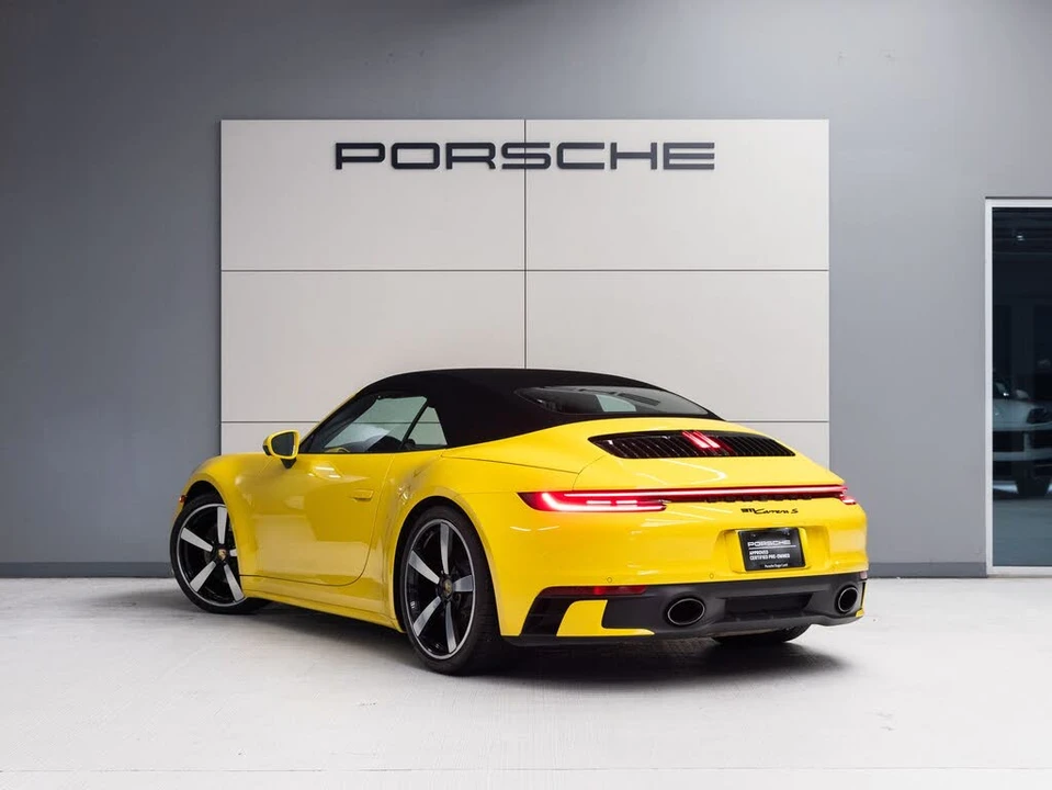 2022 Porsche 992 Carrera S - Image 3 of 31