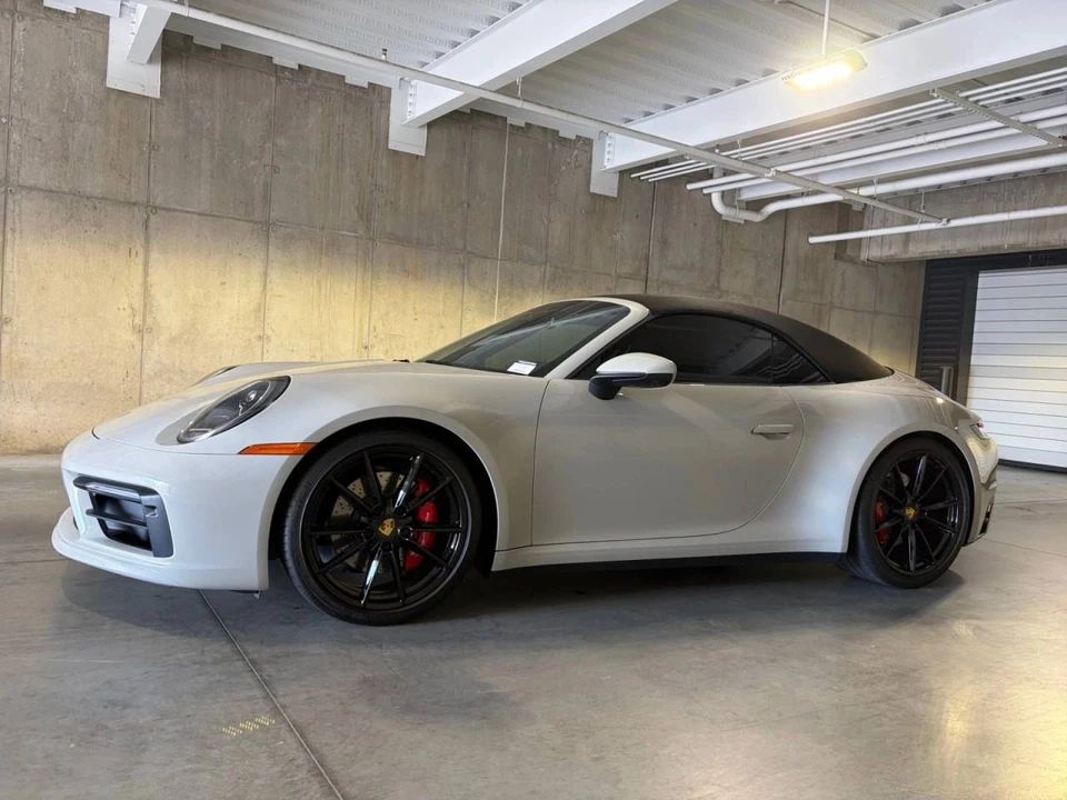2022 Porsche 992 Carrera S - Image 2 of 5
