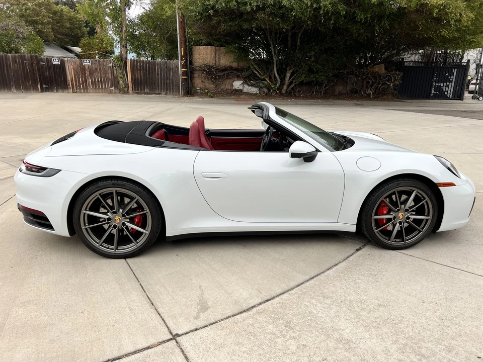 2022 Porsche 992 Carrera S - Image 18 of 31