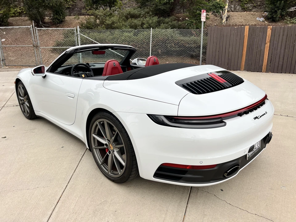 2022 Porsche 992 Carrera S - Image 13 of 31