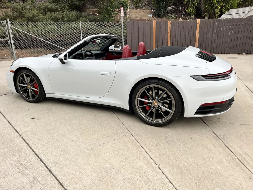 2022 Porsche 992 Carrera S - Image 12 of 31