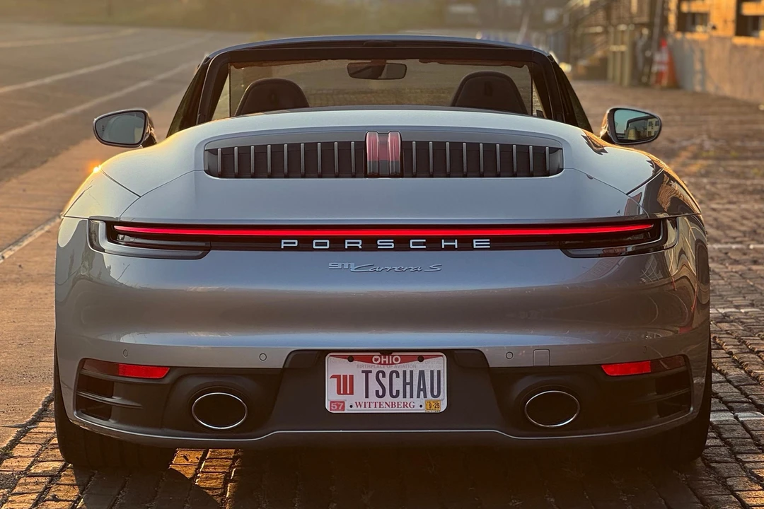 2022 Porsche 992 Carrera S - Image 5 of 31