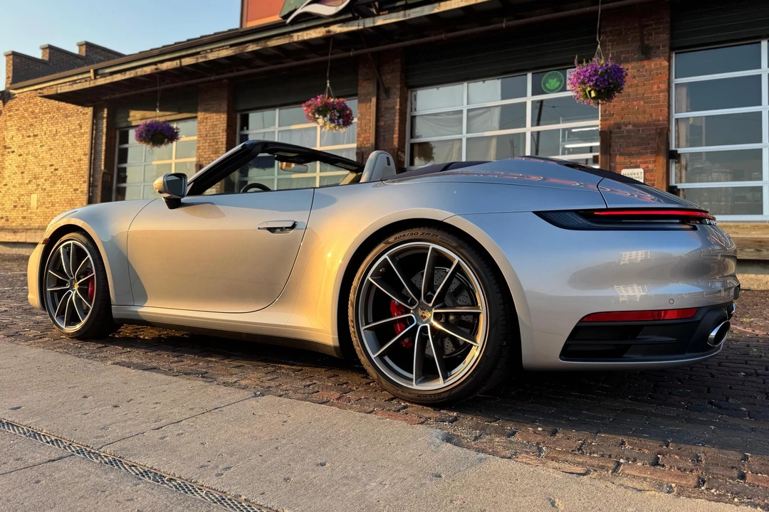 2022 Porsche 992 Carrera S - Image 4 of 31