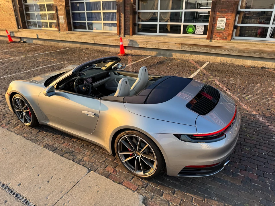 2022 Porsche 992 Carrera S - Image 16 of 31