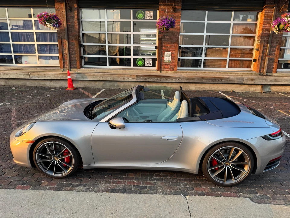 2022 Porsche 992 Carrera S - Image 14 of 31