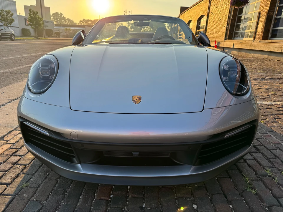 2022 Porsche 992 Carrera S - Image 8 of 31