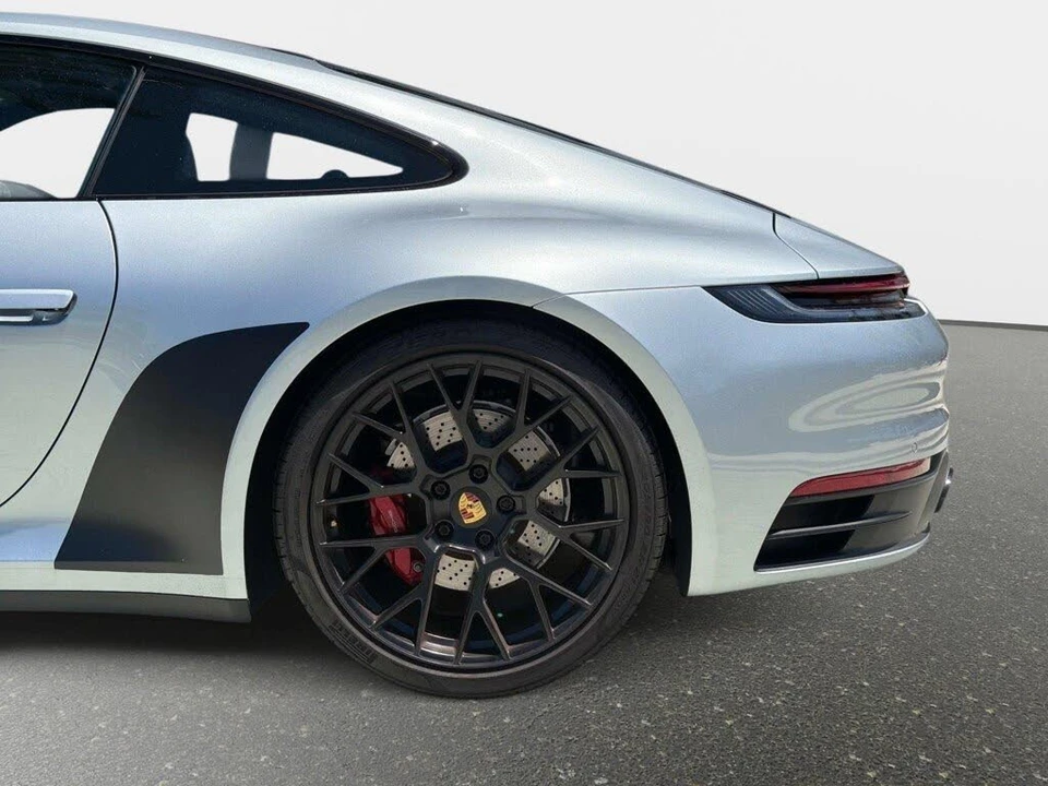 2022 Porsche 992 Carrera S - Image 14 of 31
