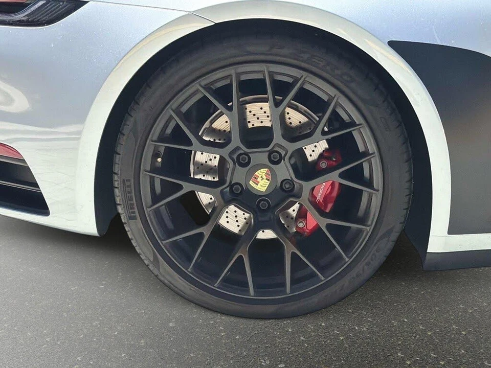 2022 Porsche 992 Carrera S - Image 17 of 31