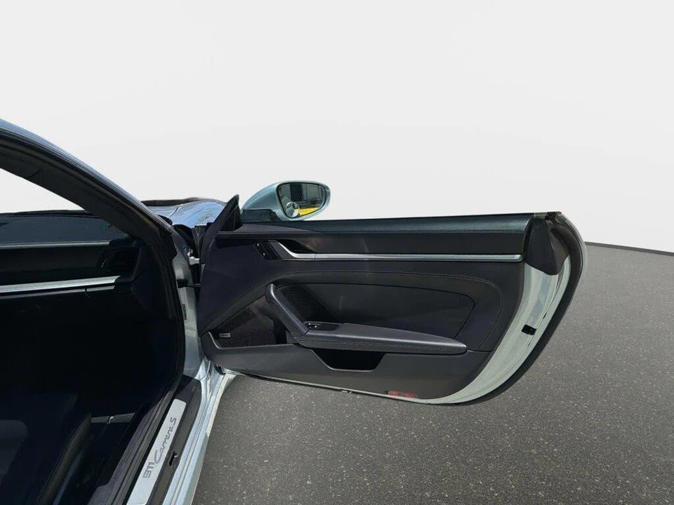 2022 Porsche 992 Carrera S - Image 21 of 31