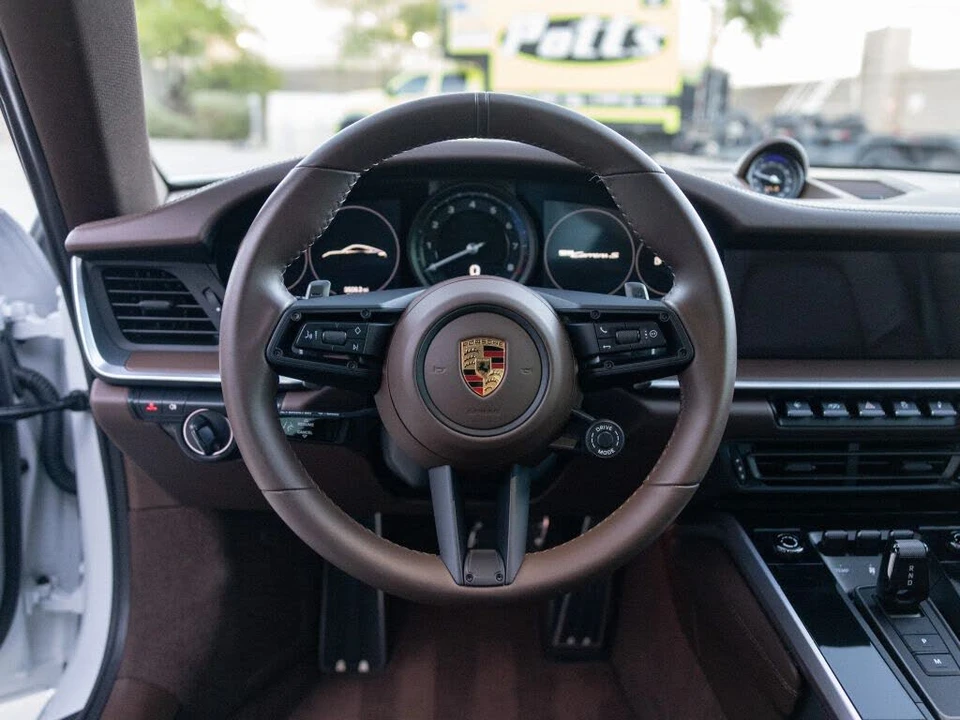 2022 Porsche 992 Carrera S - Image 16 of 31