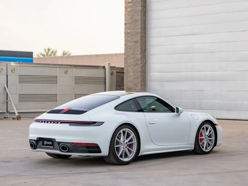 2022 Porsche 992 Carrera S - Image 8 of 31