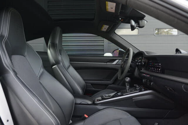 2022 Porsche 992 Carrera S - Image 28 of 31