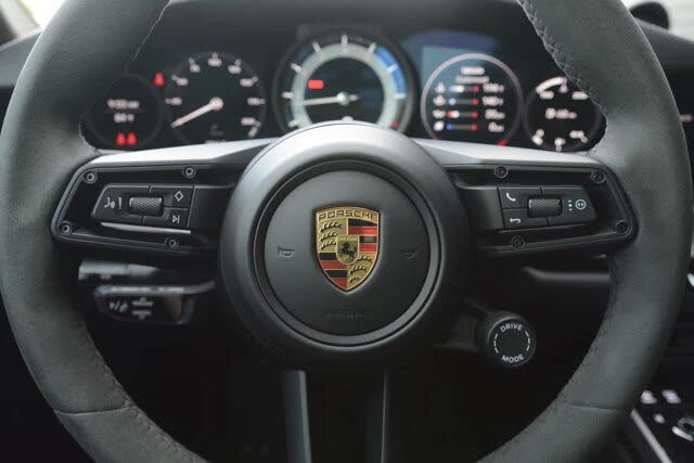 2022 Porsche 992 Carrera S - Image 19 of 31