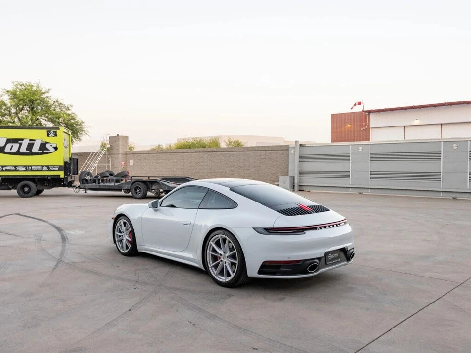 2022 Porsche 992 Carrera S - Image 25 of 31