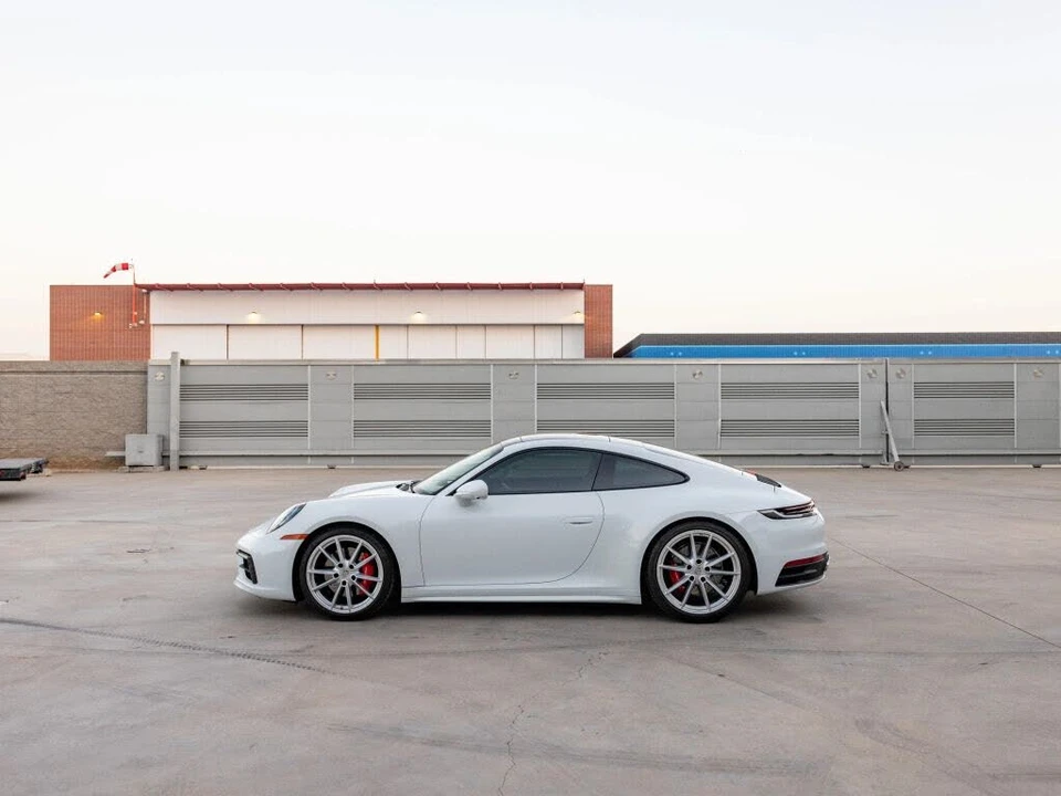 2022 Porsche 992 Carrera S - Image 24 of 31