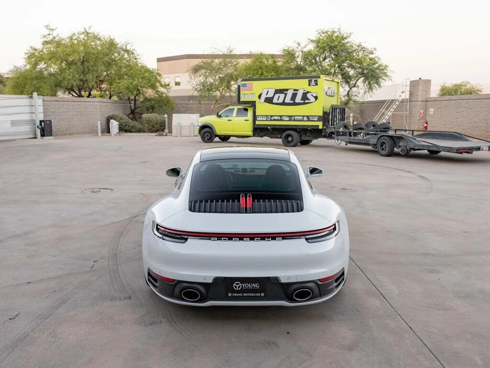 2022 Porsche 992 Carrera S - Image 26 of 31