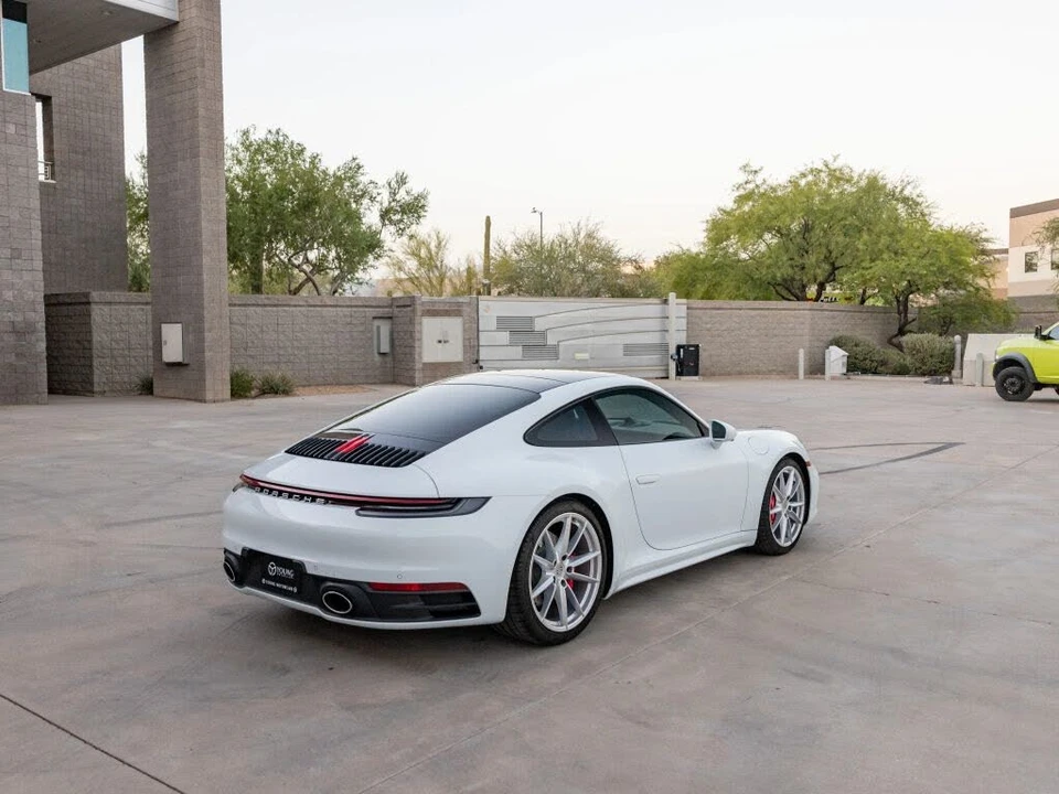 2022 Porsche 992 Carrera S - Image 27 of 31