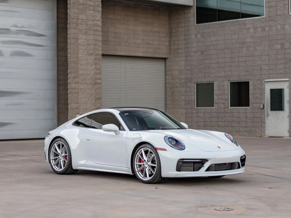 2022 Porsche 992 Carrera S - Image 2 of 31