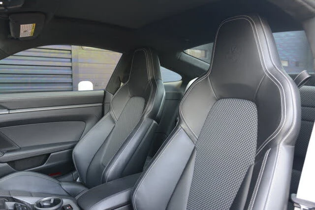 2022 Porsche 992 Carrera S - Image 5 of 31